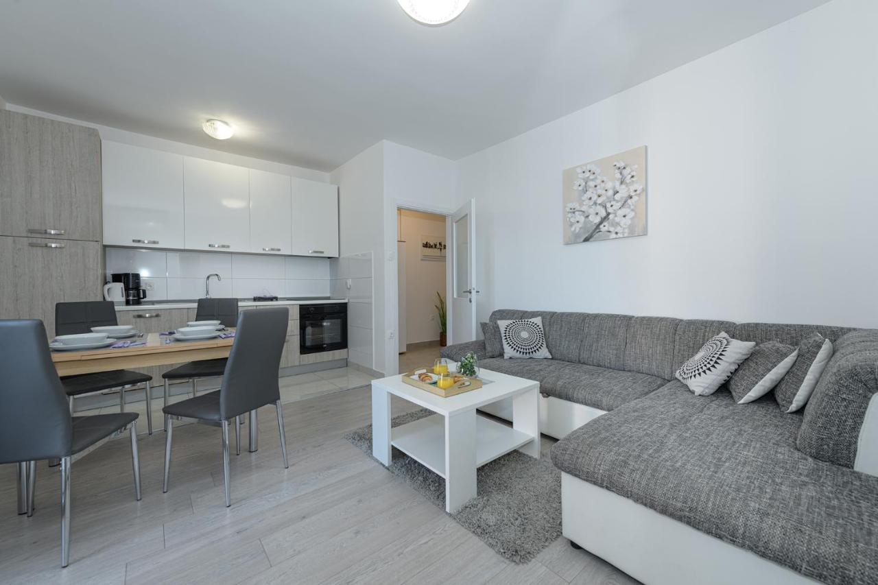 Tena Apartmán Selce